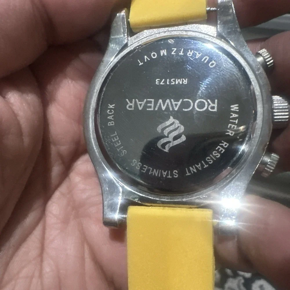 Works ROCAWEAR Mens Wristwatch Blue Dial Yellow Silicone Band Classic‎ 54mm Runs
